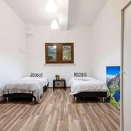 Target Hostel